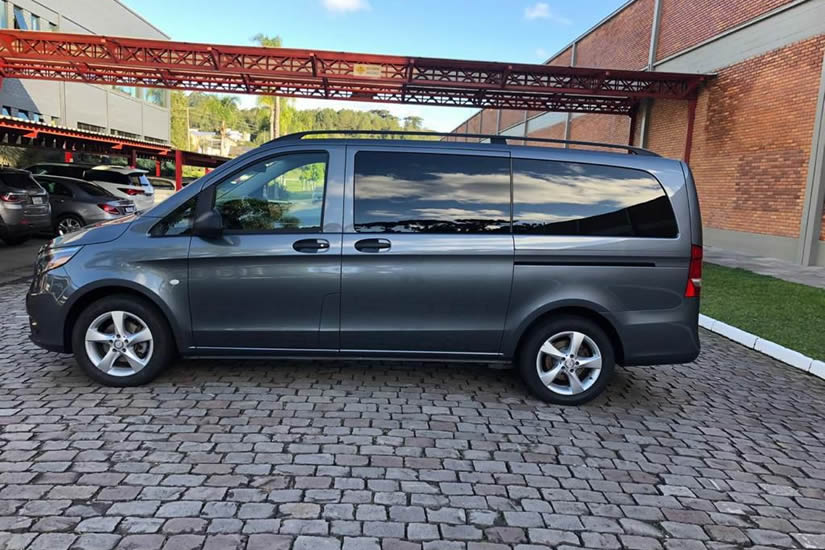 ALUGUEL-DE-MINI-VANS-COM-MOTORISTA-1